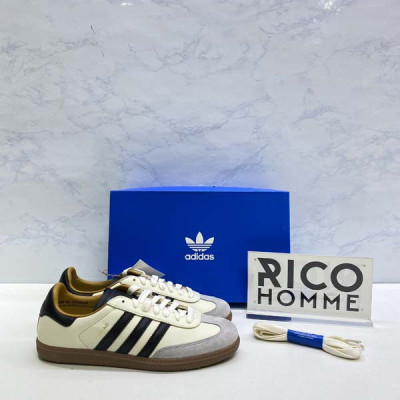 JJJ자운 X 아D다스 오리지널스 삼바 클래식 오프 화이트