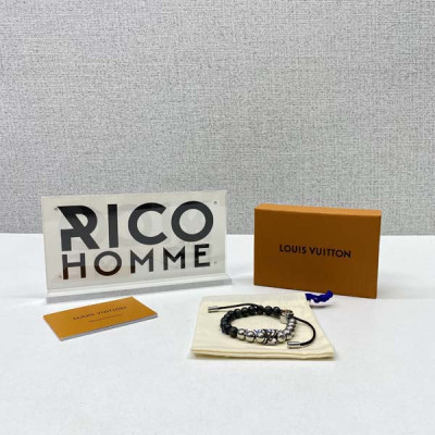 루이B통 MONOGRAM BEADS 그린원석 팔찌