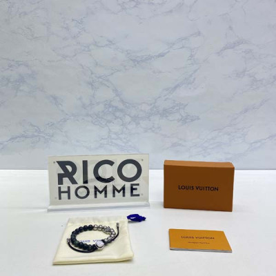 루이B통 MONOGRAM BEADS 그린원석 팔찌