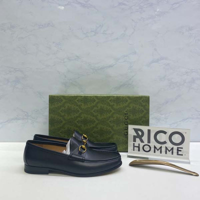 9찌 골드버클 로퍼