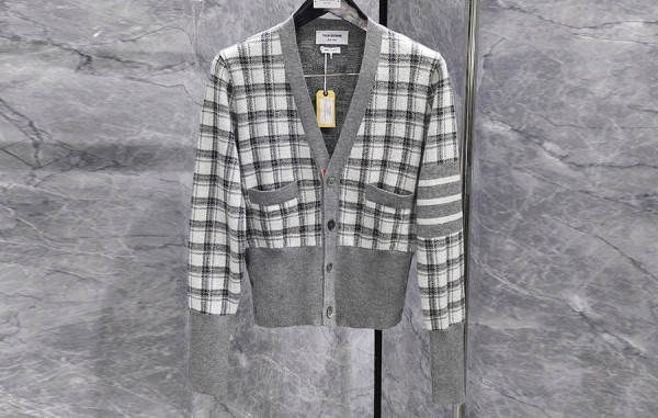 톰*라운 그레이 체크패턴 캐시미어 100% 가디건 (PREMIUM)