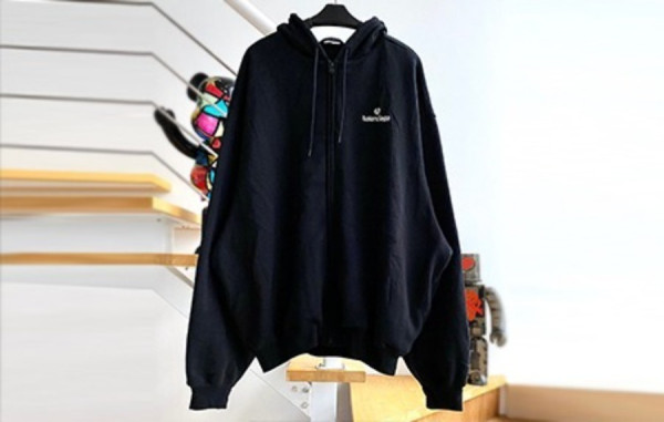 발렌시A가 20FW로고 후드 집업 (PREMIUM)