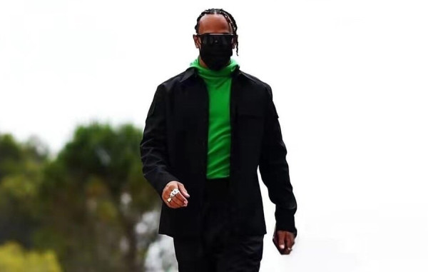 보*가 베*타 패러킷 캐시미어 니트 후드 (PREMIUM)