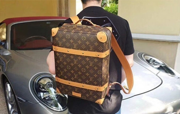 루이B통 모노그램 사각 백팩