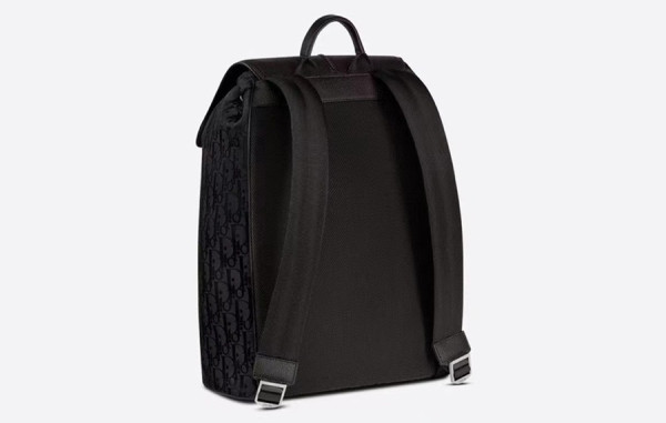 D올 오블리크 소가죽 모션 백팩