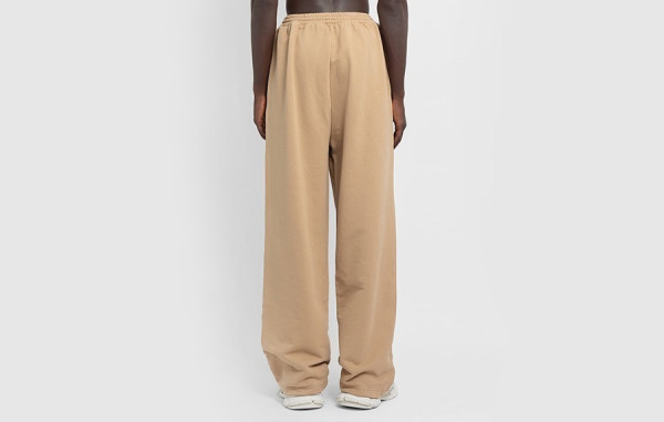 남녀공용 발렌시A가 베이지 컬리 플리스 BB 크롭 조깅팬츠 (PREMIUM)