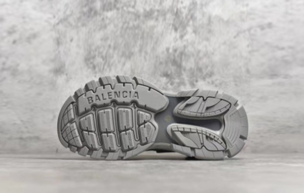 발렌시A가 트랙 샌들 그레이