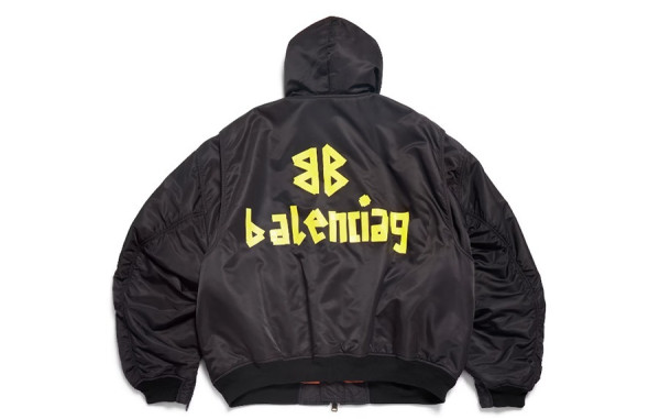 발렌시A가 테이프 타입 라이트 후디드 보머 자켓 (PREMIUM)