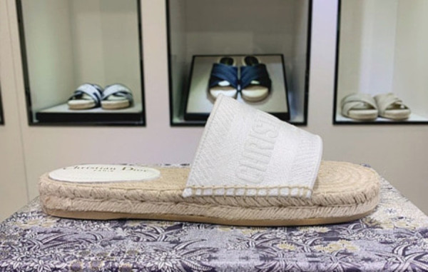 D올 그랜빌 엠브로이드 코튼 에스파듀 슬라이드 (4color)