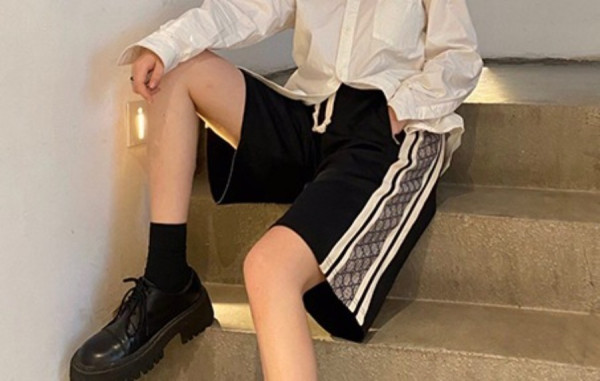 남녀공용 9찌 자카드 라인 숏팬츠 (PREMIUM)