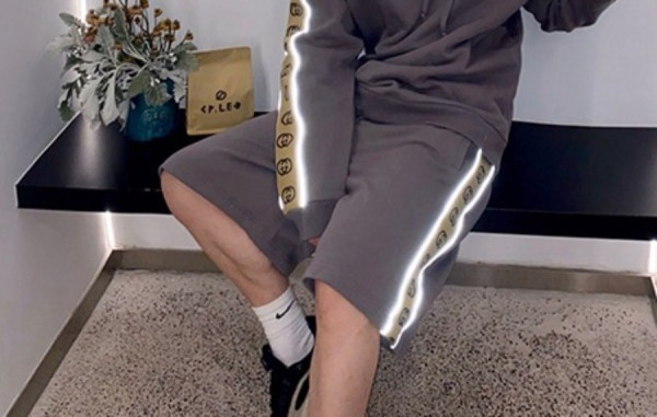 9찌 스트라이프 디테일 하프 그레이 팬츠 (PREMIUM)