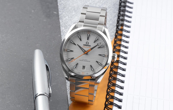 OM*GA 씨마스터 아쿠아 테라 150M 흰판 티크 41mm 1:1 최상급 (싱크 98.9%)