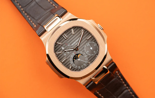 파*필립 노틸러스 문페이즈 검판 로즈골드 가죽스트랩 [B*S 랩* 착용] 40mm 1:1 최상급 (싱크 98.6%)