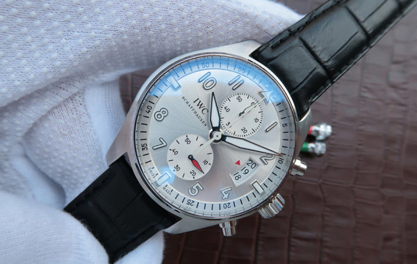 IW* 파일럿 크로노그래프 흰판(실버/유에어 에디션) 레더스트랩 43mm 1:1 최상급 (싱크 98.6%)