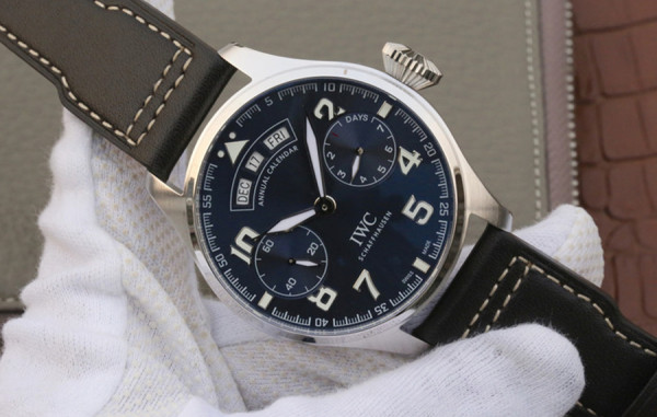 IW* 빅 파일럿 애뉴얼 캘린더 청판(어린왕자 에디션) 레더스트랩 46mm 1:1 최상급 (싱크 97.6%)