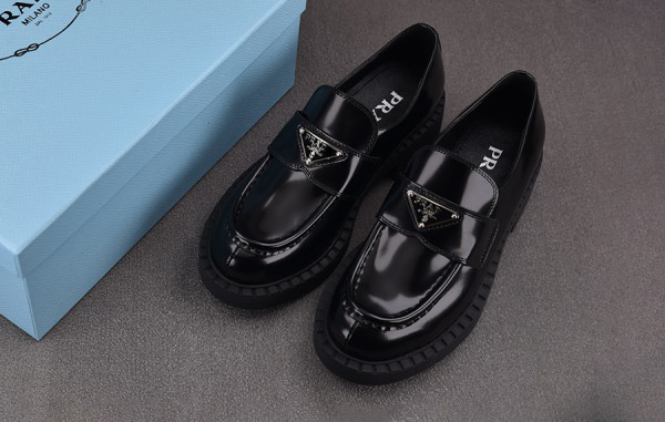 프RA다 초콜릿 브러시드 가죽 로퍼