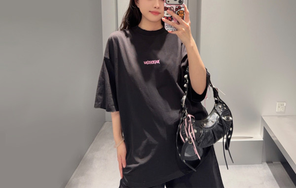 발렌시A가 백 DIY 아트워크 오버핏 반팔 티셔츠 (PREMIUM)