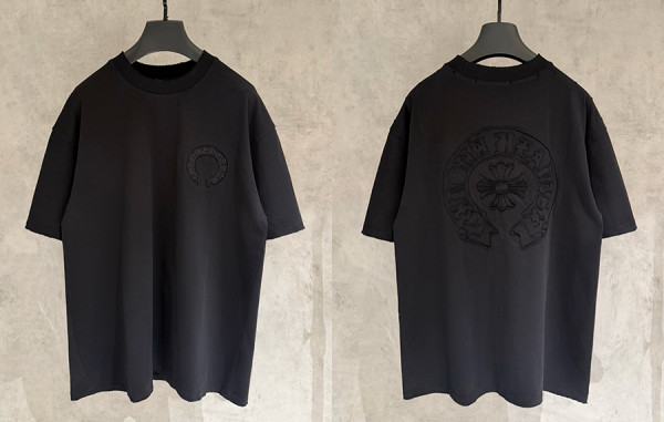 크롬HA츠 아플리케 홀스슈 톤온톤 반팔 티셔츠 (PREMIUM)